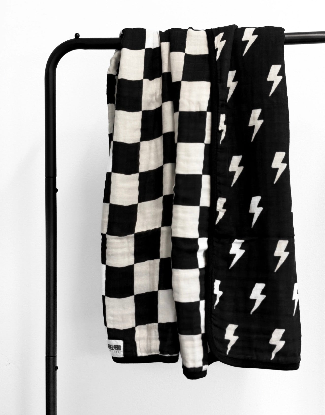 ORGANIC MUSLIN QUILT IN JAGGER X VENICE